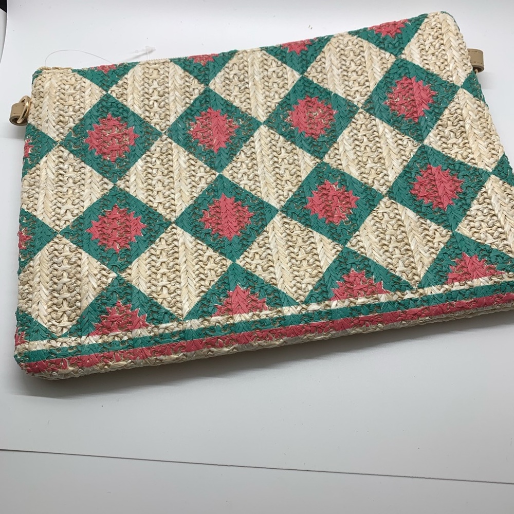 Straw Crossbody Clutch